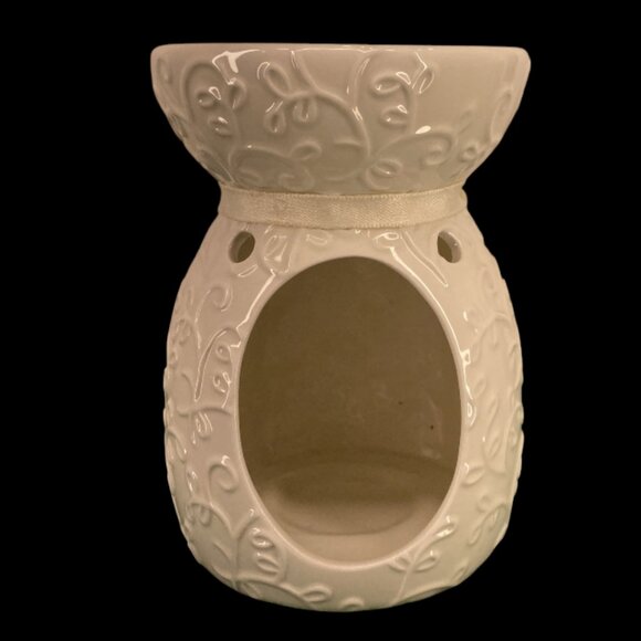 HALLMARK -- Tea Lite Wax Warmer, Wedding Edition, White with White Bow, Vintage - Picture 2 of 5